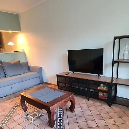 Apartament Przy Parku W Orlowie * グディニャ